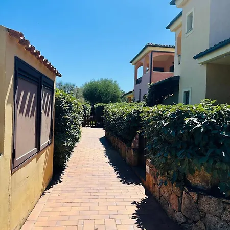 Domo Lughe - Bright Near Porto Istana Διαμέρισμα